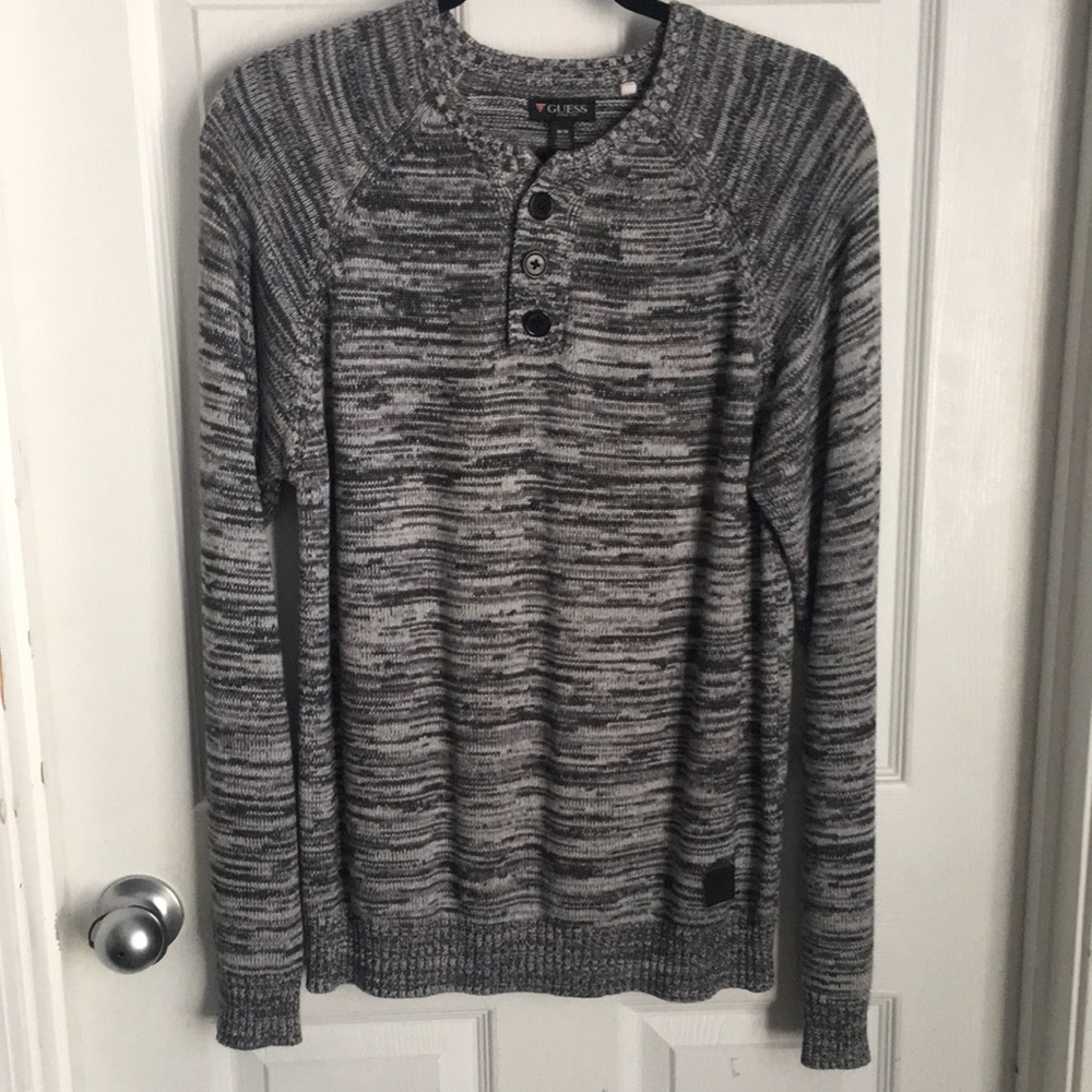 Guess Men’s Medium M 3 Button Sweater New Without Tags Very Good Quality